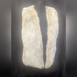 Abercrombie Faux Fur Vest Girls 16 Fits Women XS/S